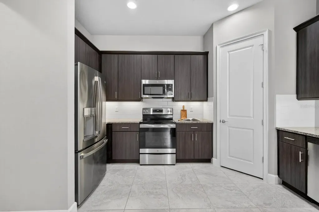 823 Pinewood Drive Ormond Beach FL 32174