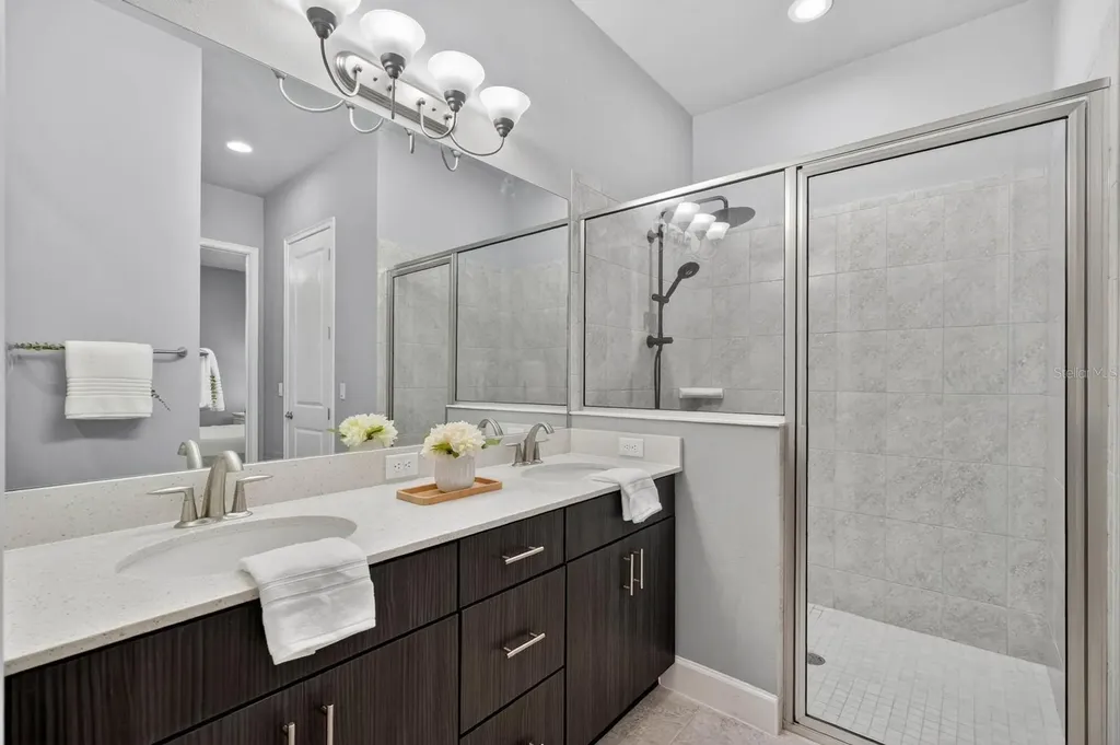 823 Pinewood Drive Ormond Beach FL 32174