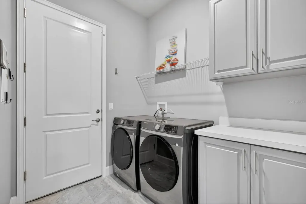 823 Pinewood Drive Ormond Beach FL 32174