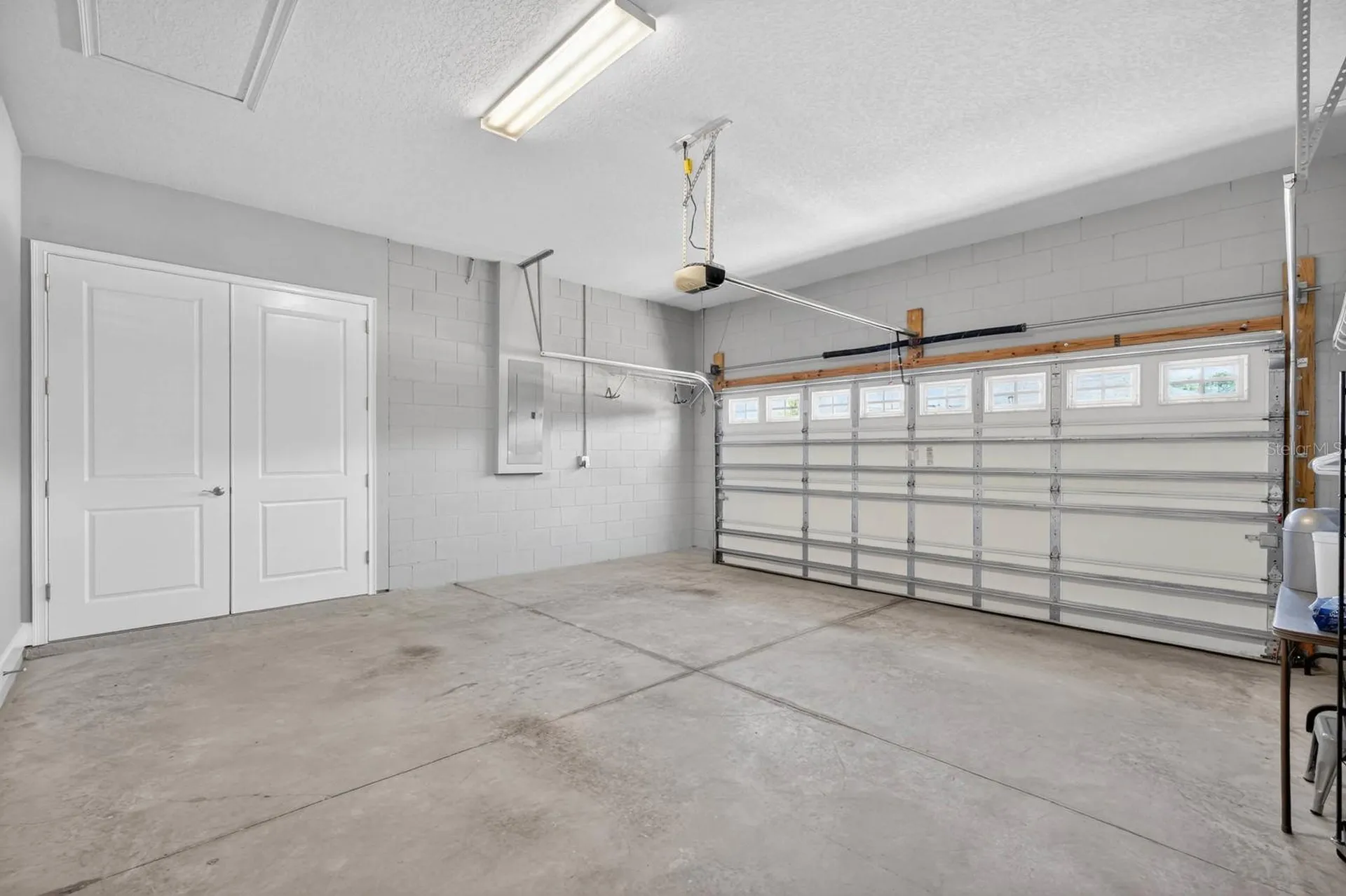 823 Pinewood Drive Ormond Beach FL 32174
