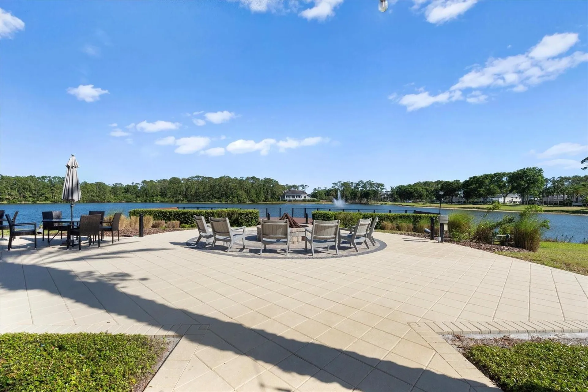 823 Pinewood Drive Ormond Beach FL 32174