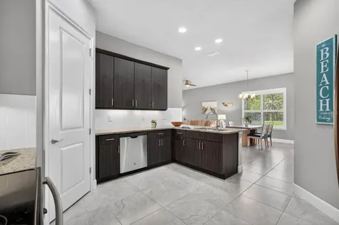 823 Pinewood Drive Ormond Beach FL 32174