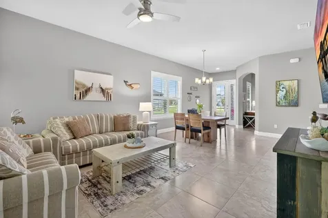 823 Pinewood Drive Ormond Beach FL 32174