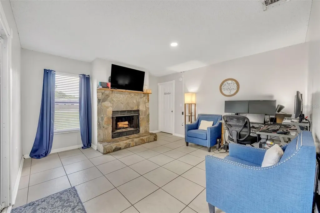832 Valnera Court Kissimmee FL 34758