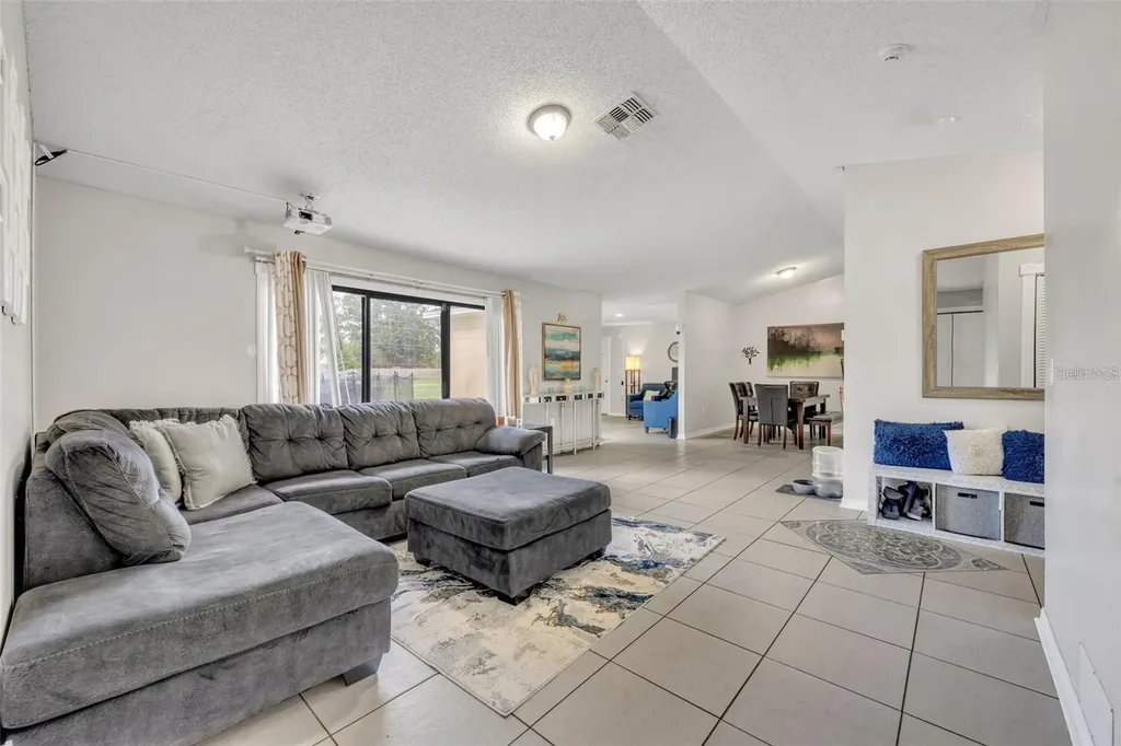 832 Valnera Court Kissimmee FL 34758
