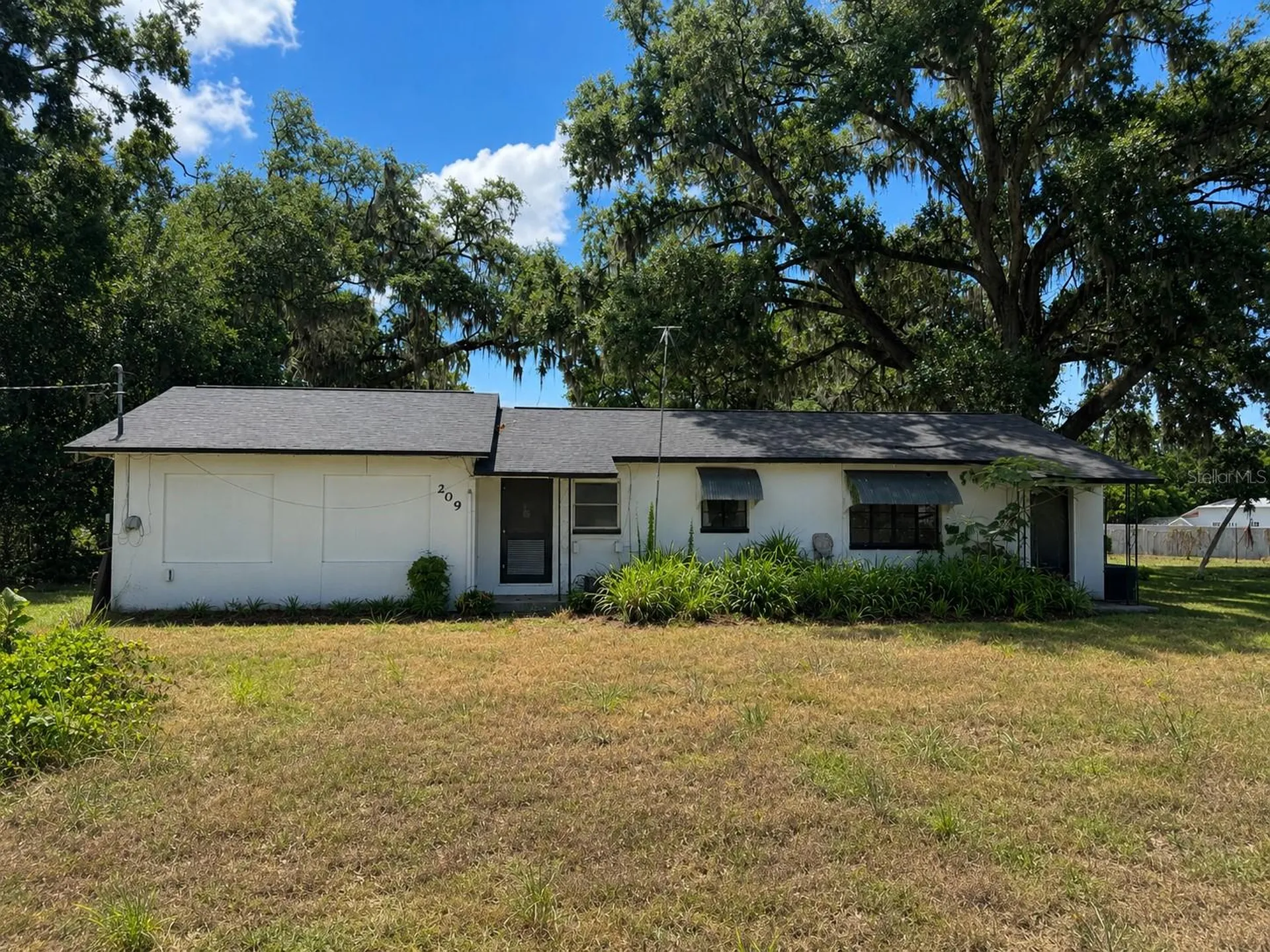 209 S Saint Cloud Avenue Valrico FL 33594