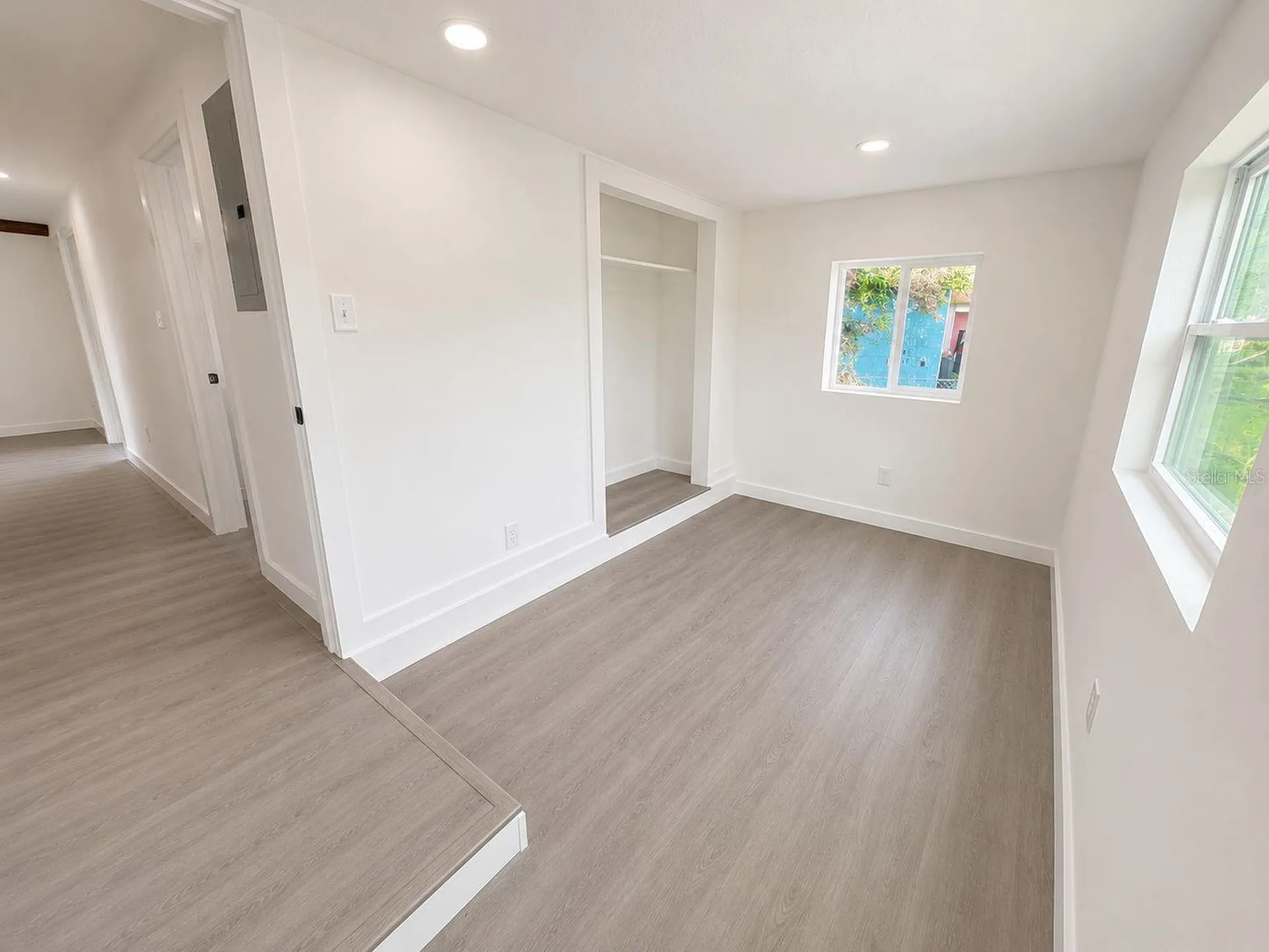 4231 Raleigh Street Orlando FL 32811