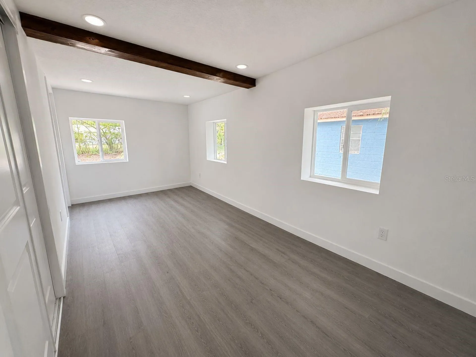 4231 Raleigh Street Orlando FL 32811