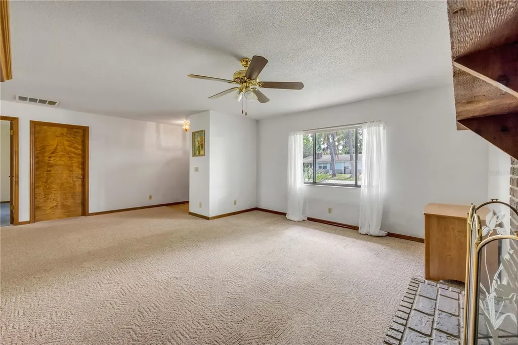 1923 Sabal Palm Drive Edgewater FL 32141