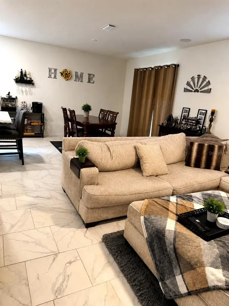 2726 89th Street Circle E Palmetto FL 34221