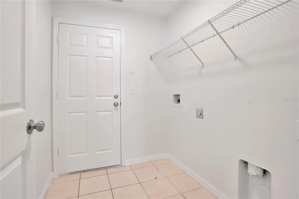 12012 Citrus Leaf Drive Gibsonton FL 33534
