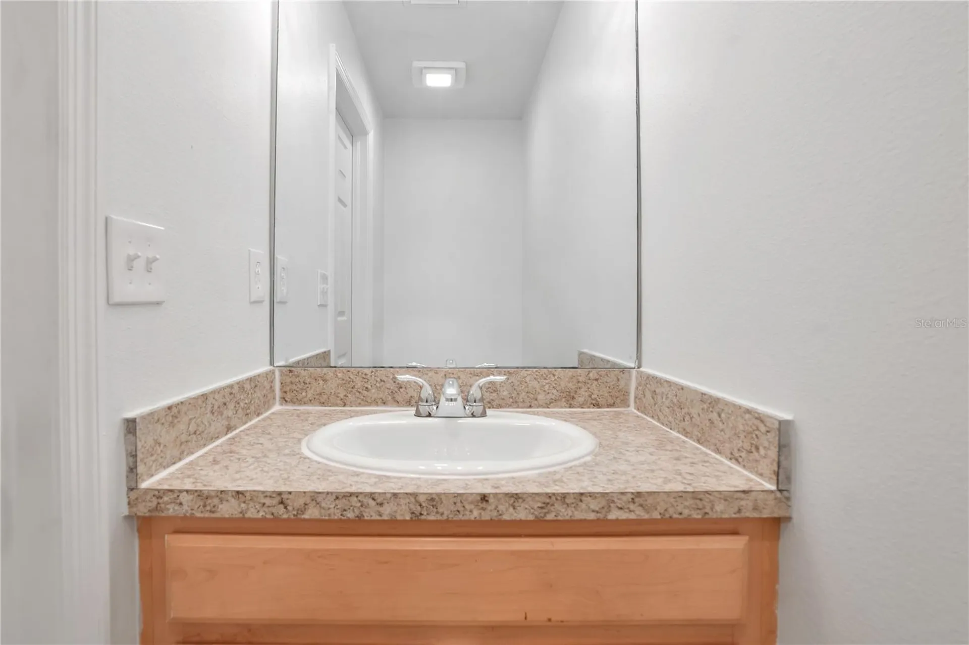 12012 Citrus Leaf Drive Gibsonton FL 33534