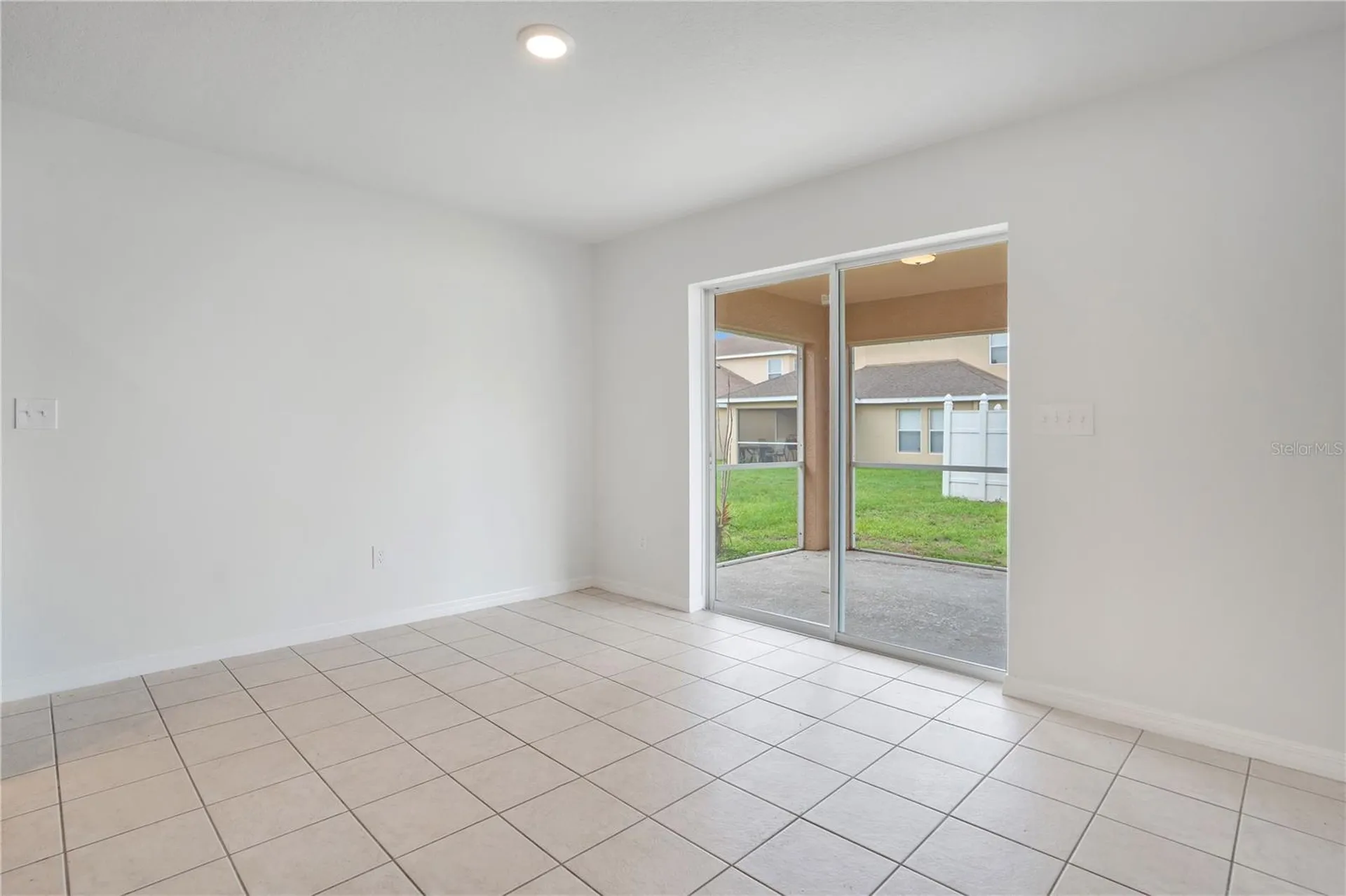 12012 Citrus Leaf Drive Gibsonton FL 33534