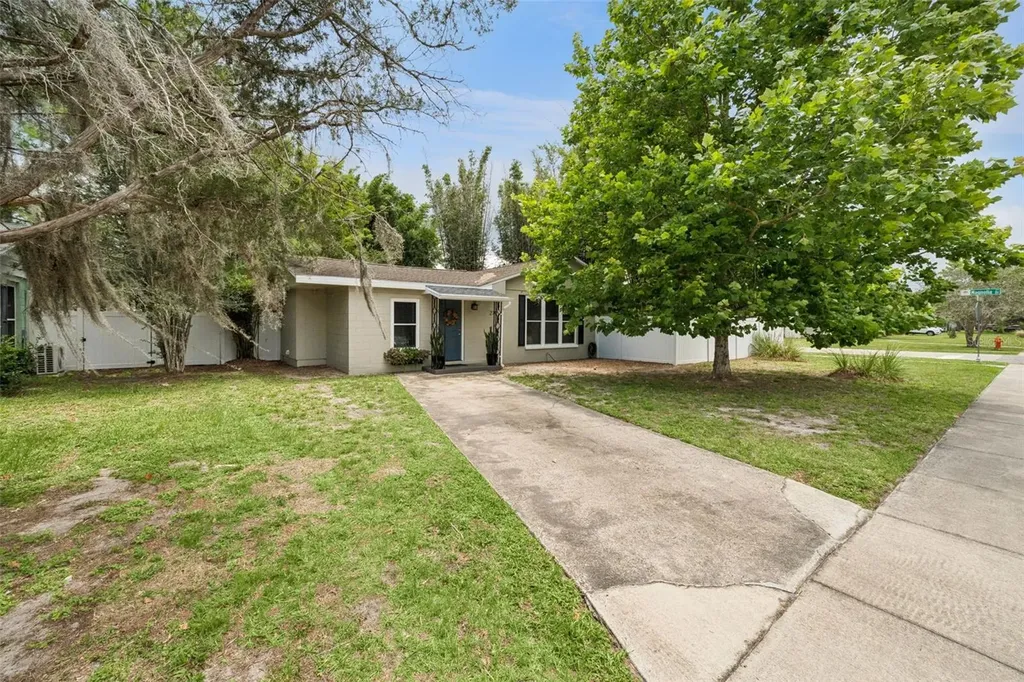 2796 Northland Road Mount Dora FL 32757
