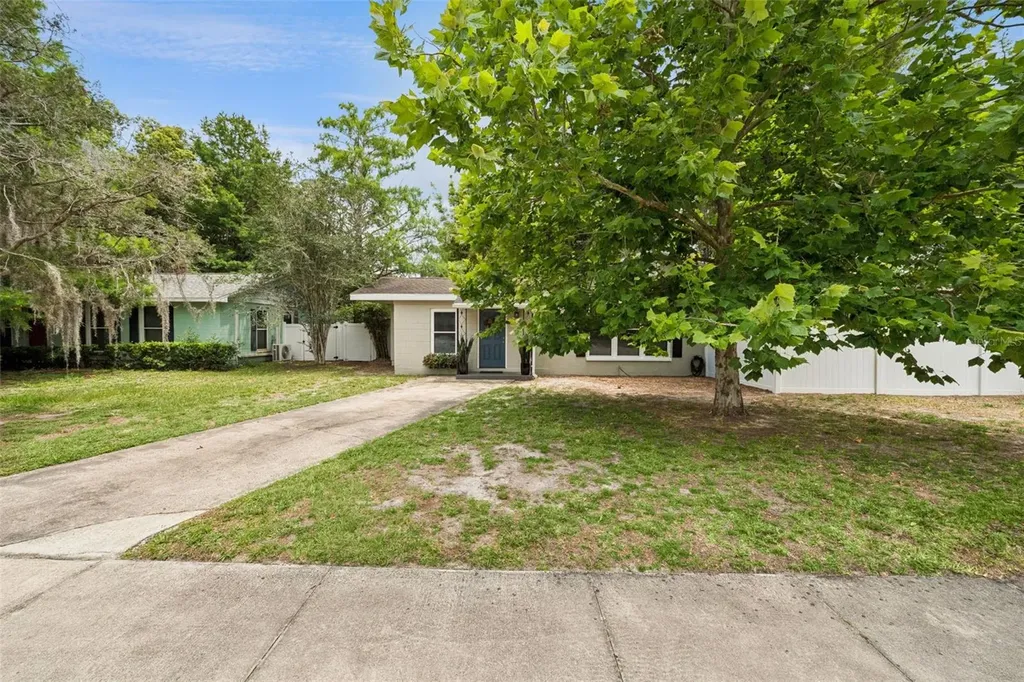2796 Northland Road Mount Dora FL 32757