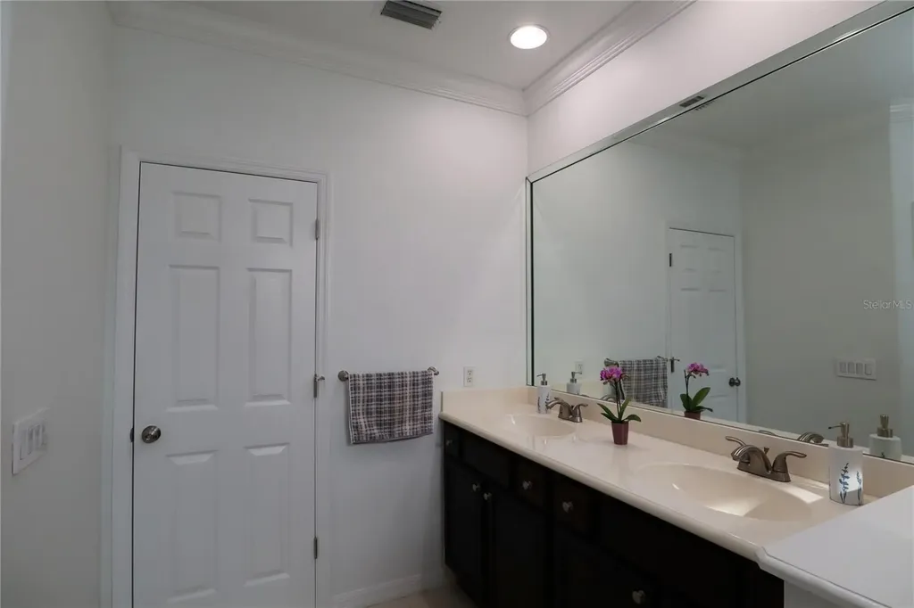 8248 Tivoli Drive Orlando FL 32836