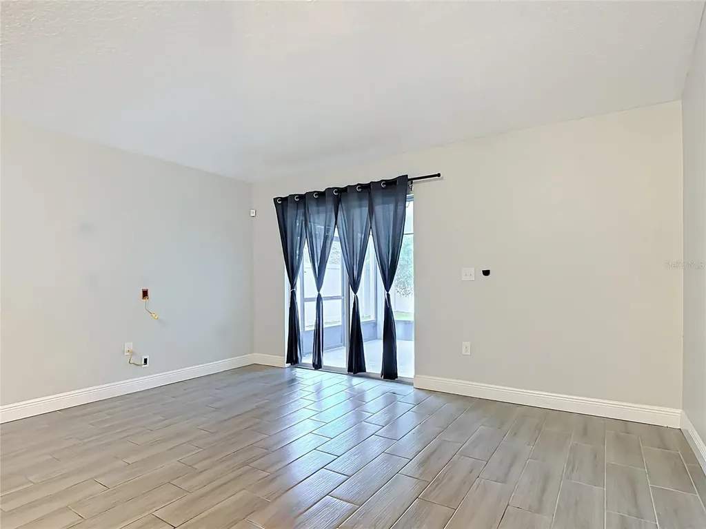 3040 Lakes Crest Avenue St Cloud FL 34772