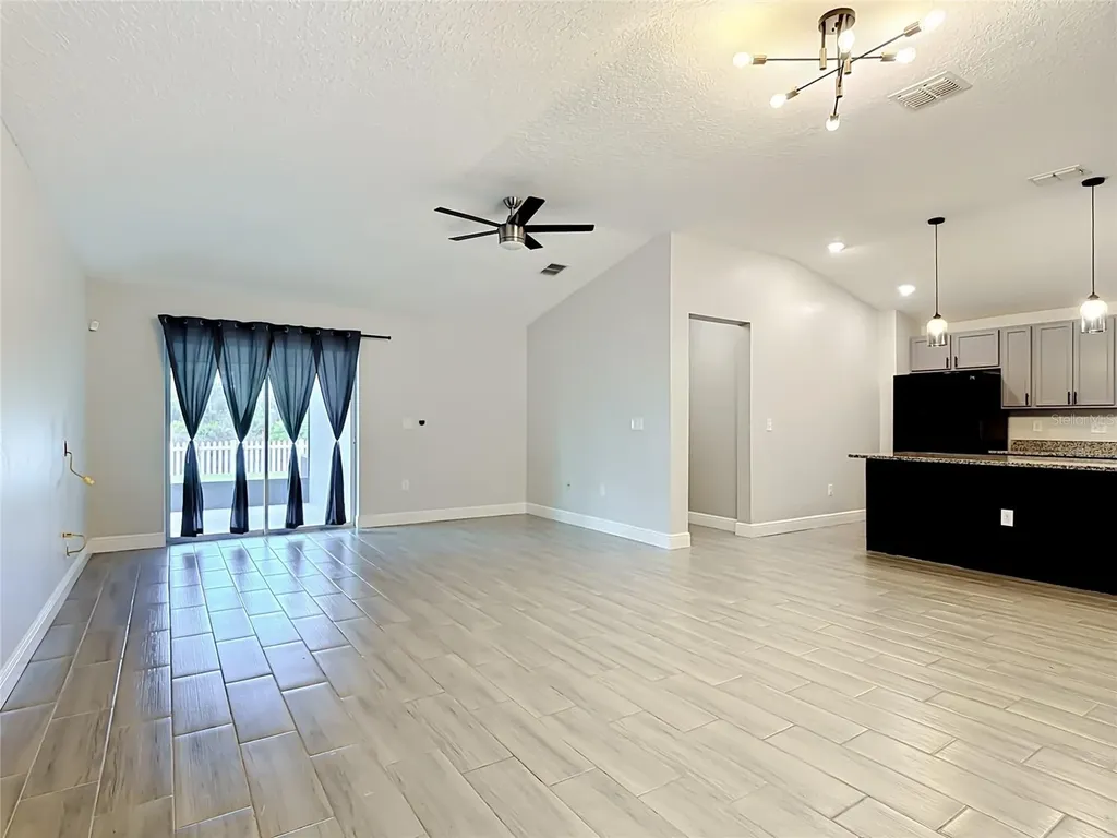 3040 Lakes Crest Avenue St Cloud FL 34772