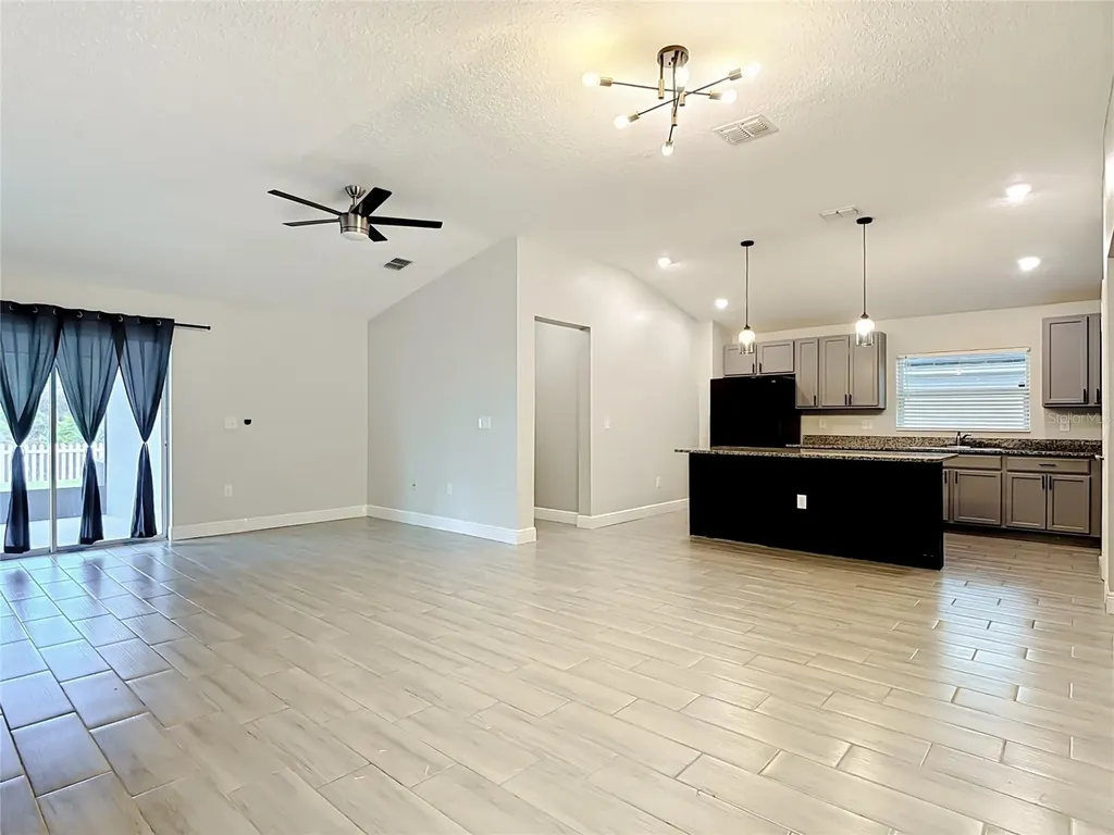 3040 Lakes Crest Avenue St Cloud FL 34772