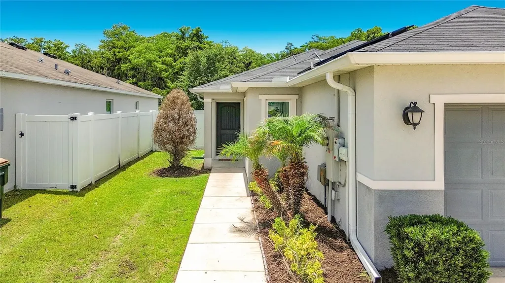 3040 Lakes Crest Avenue St Cloud FL 34772
