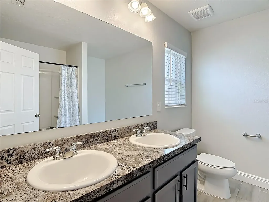 3040 Lakes Crest Avenue St Cloud FL 34772