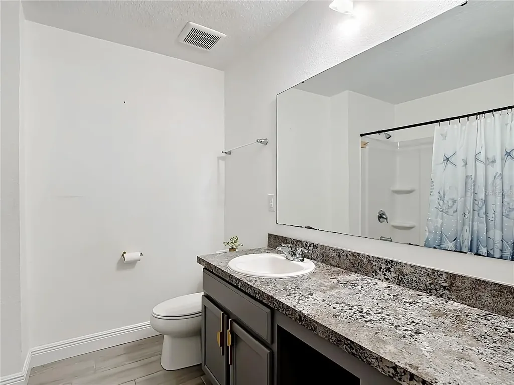 3040 Lakes Crest Avenue St Cloud FL 34772