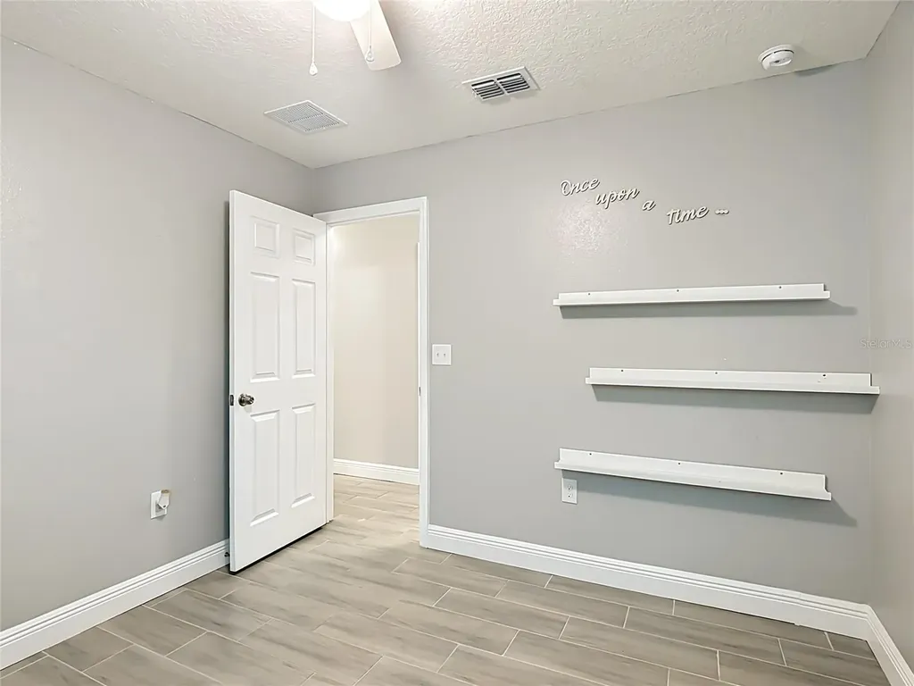 3040 Lakes Crest Avenue St Cloud FL 34772