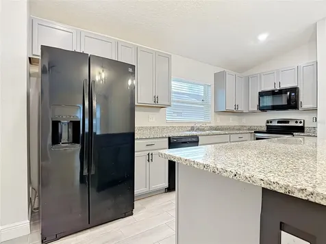 3040 Lakes Crest Avenue St Cloud FL 34772