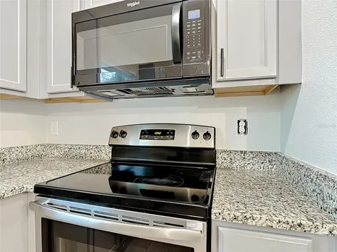 3040 Lakes Crest Avenue St Cloud FL 34772