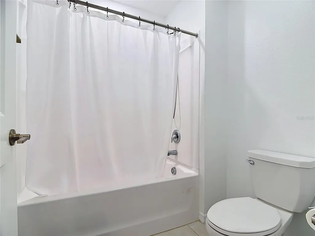1633 Red Loop Lakeland FL 33801