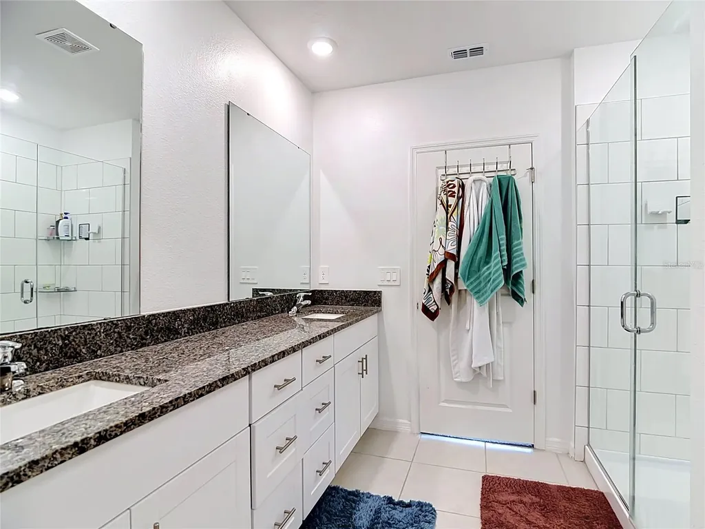 1633 Red Loop Lakeland FL 33801