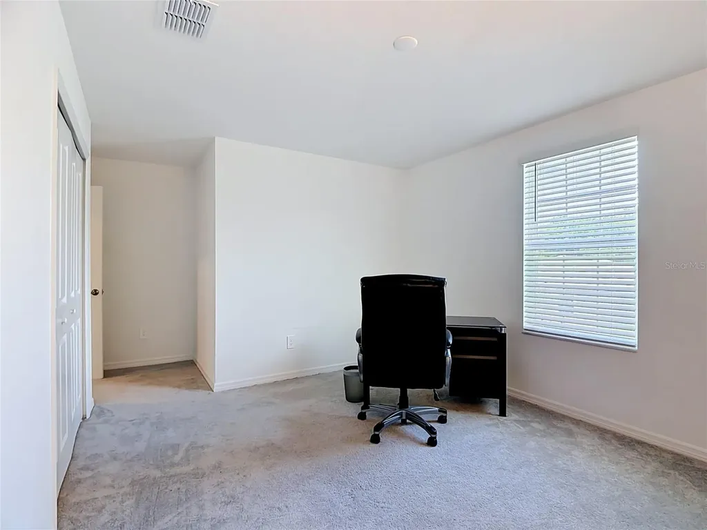 1633 Red Loop Lakeland FL 33801