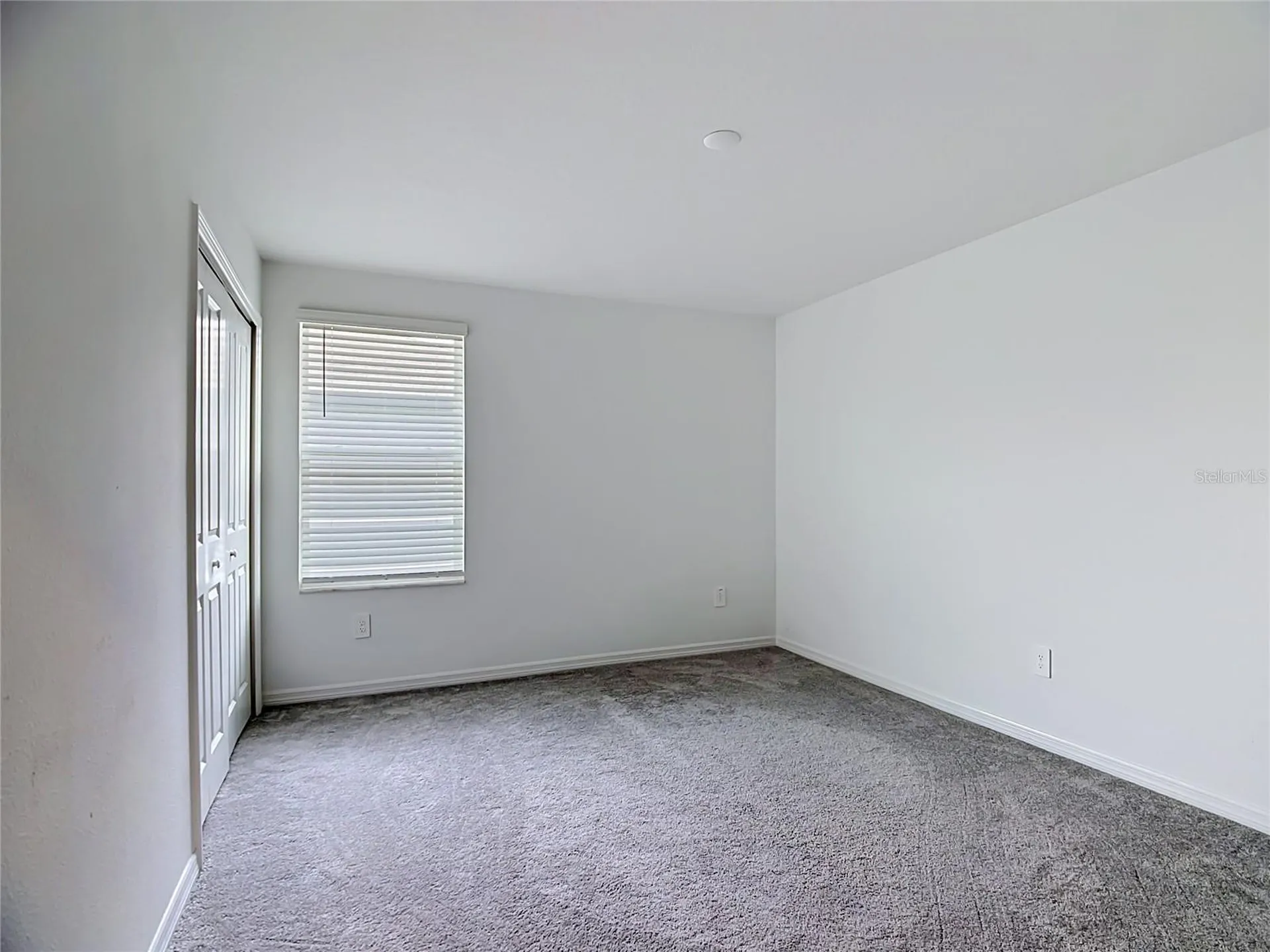 1633 Red Loop Lakeland FL 33801
