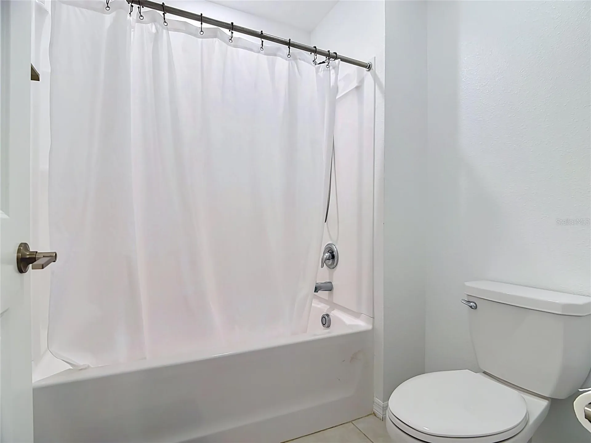 1633 Red Loop Lakeland FL 33801