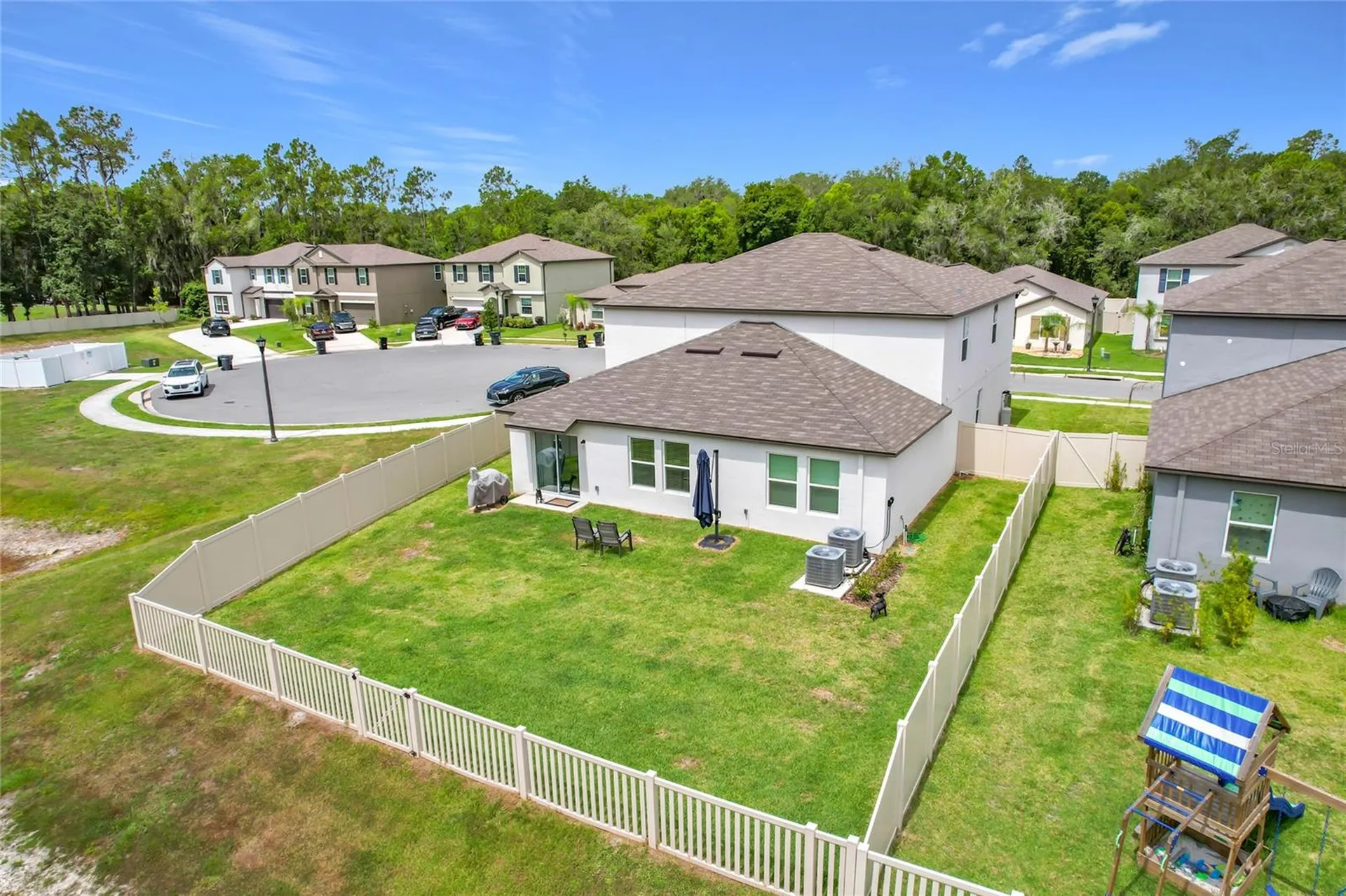 1633 Red Loop Lakeland FL 33801