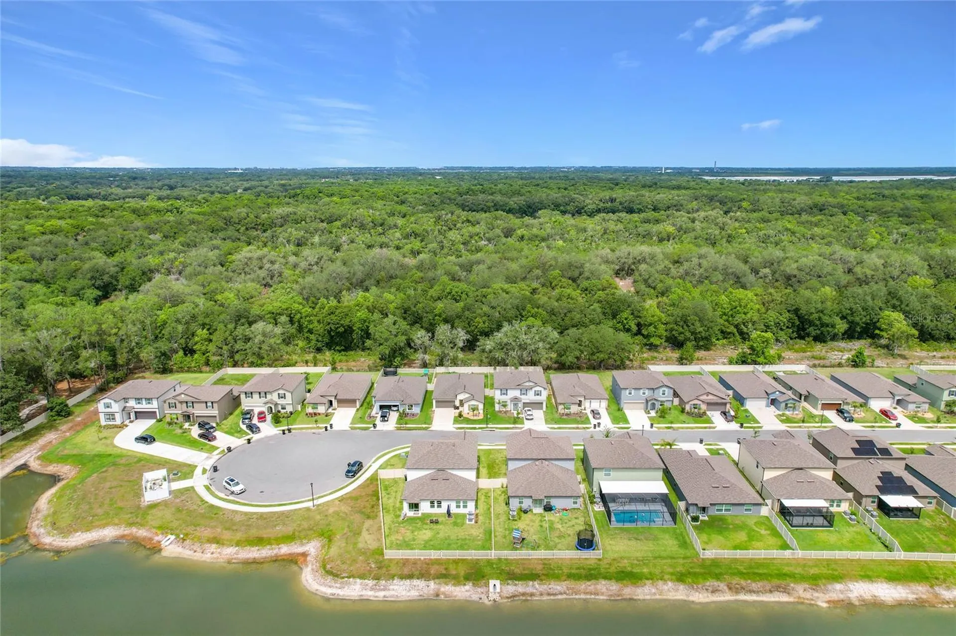 1633 Red Loop Lakeland FL 33801