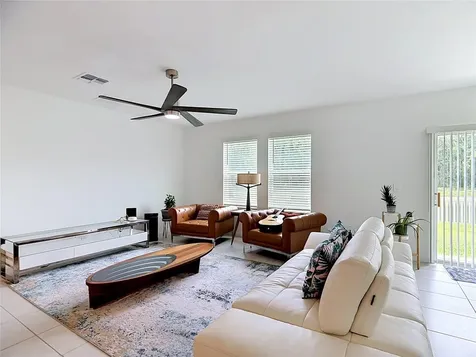 1633 Red Loop Lakeland FL 33801
