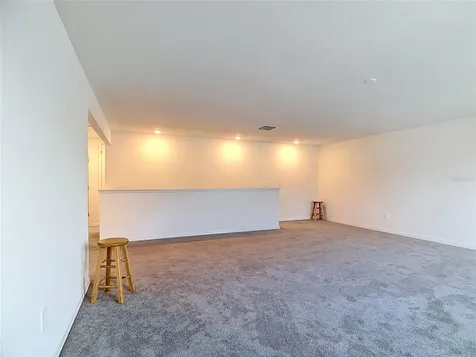 1633 Red Loop Lakeland FL 33801