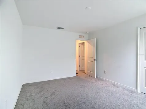 1633 Red Loop Lakeland FL 33801