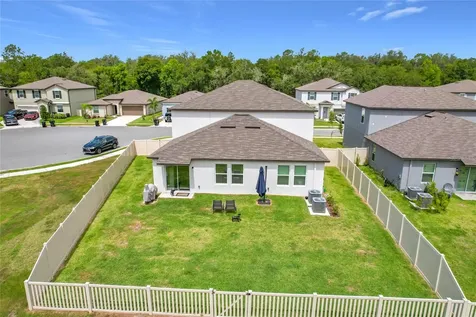 1633 Red Loop Lakeland FL 33801