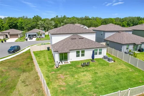 1633 Red Loop Lakeland FL 33801