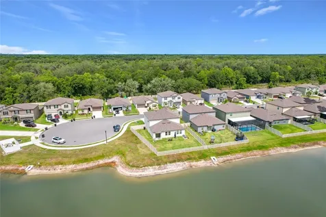 1633 Red Loop Lakeland FL 33801
