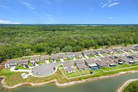 1633 Red Loop Lakeland FL 33801