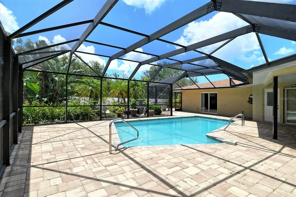3140 Espanola Drive Sarasota FL 34239