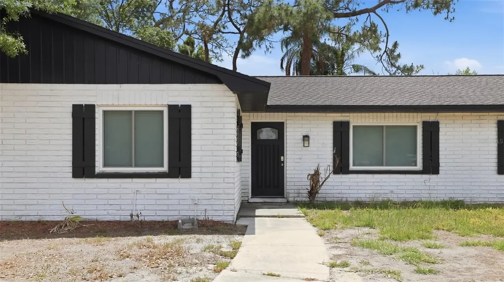 264 Van Gogh Circle Brandon FL 33511