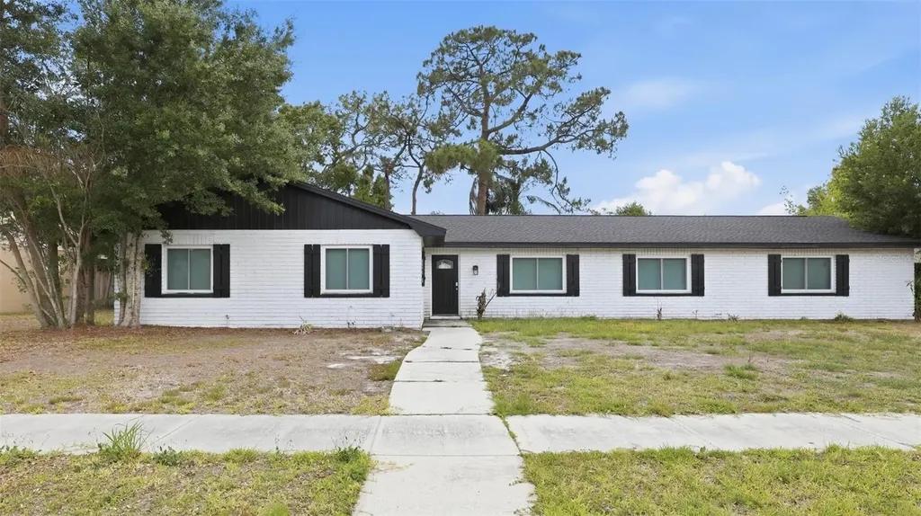 264 Van Gogh Circle Brandon FL 33511