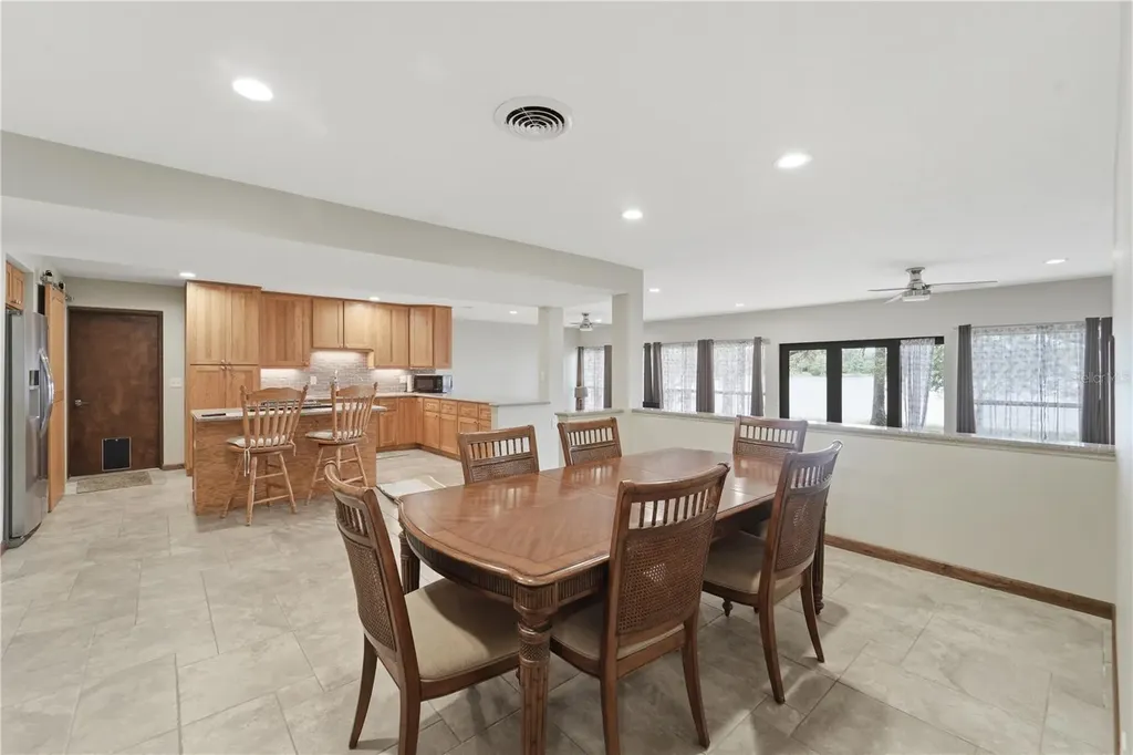 807 Bay Tree Circle Deland FL 32724