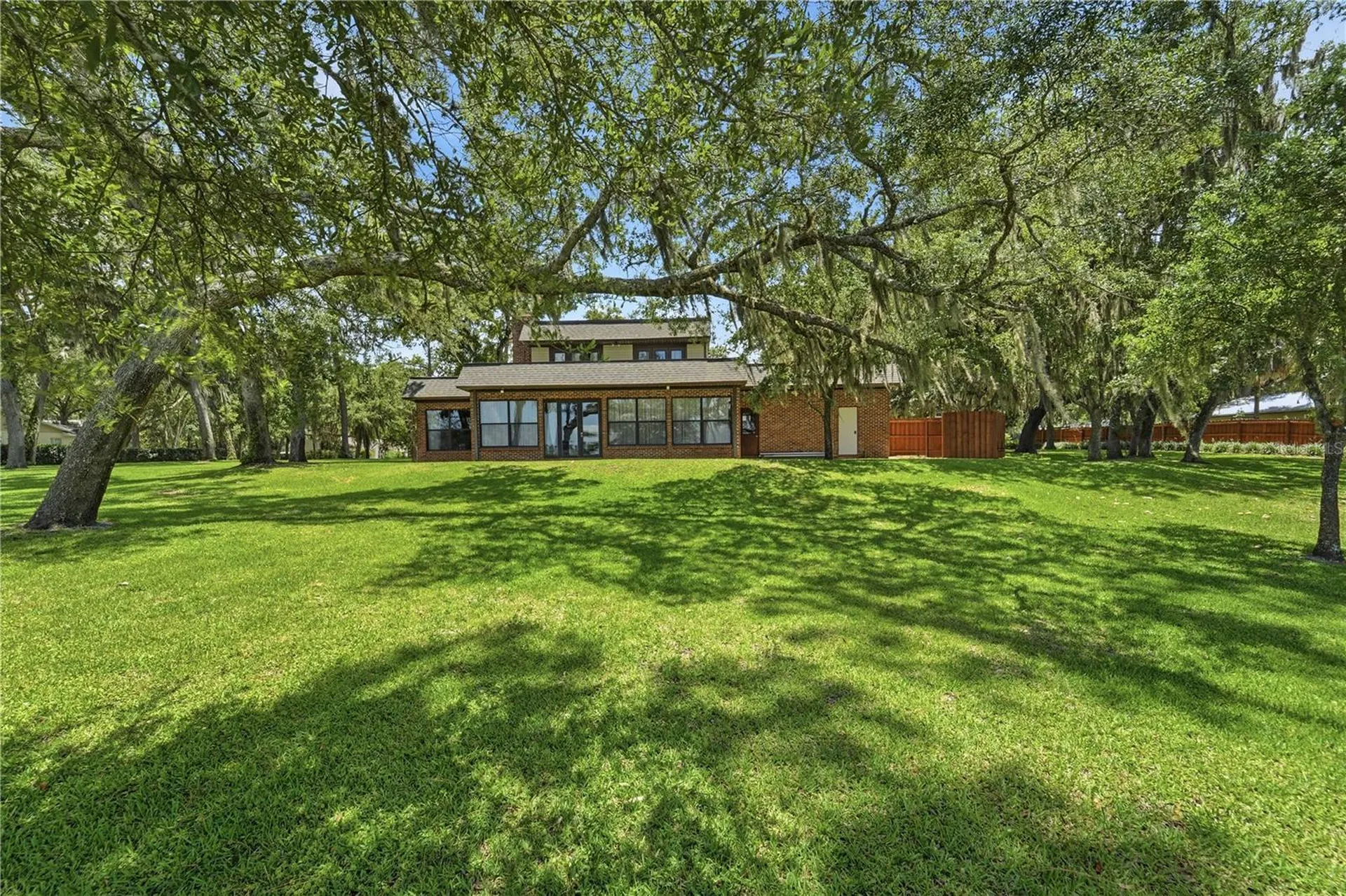 807 Bay Tree Circle Deland FL 32724