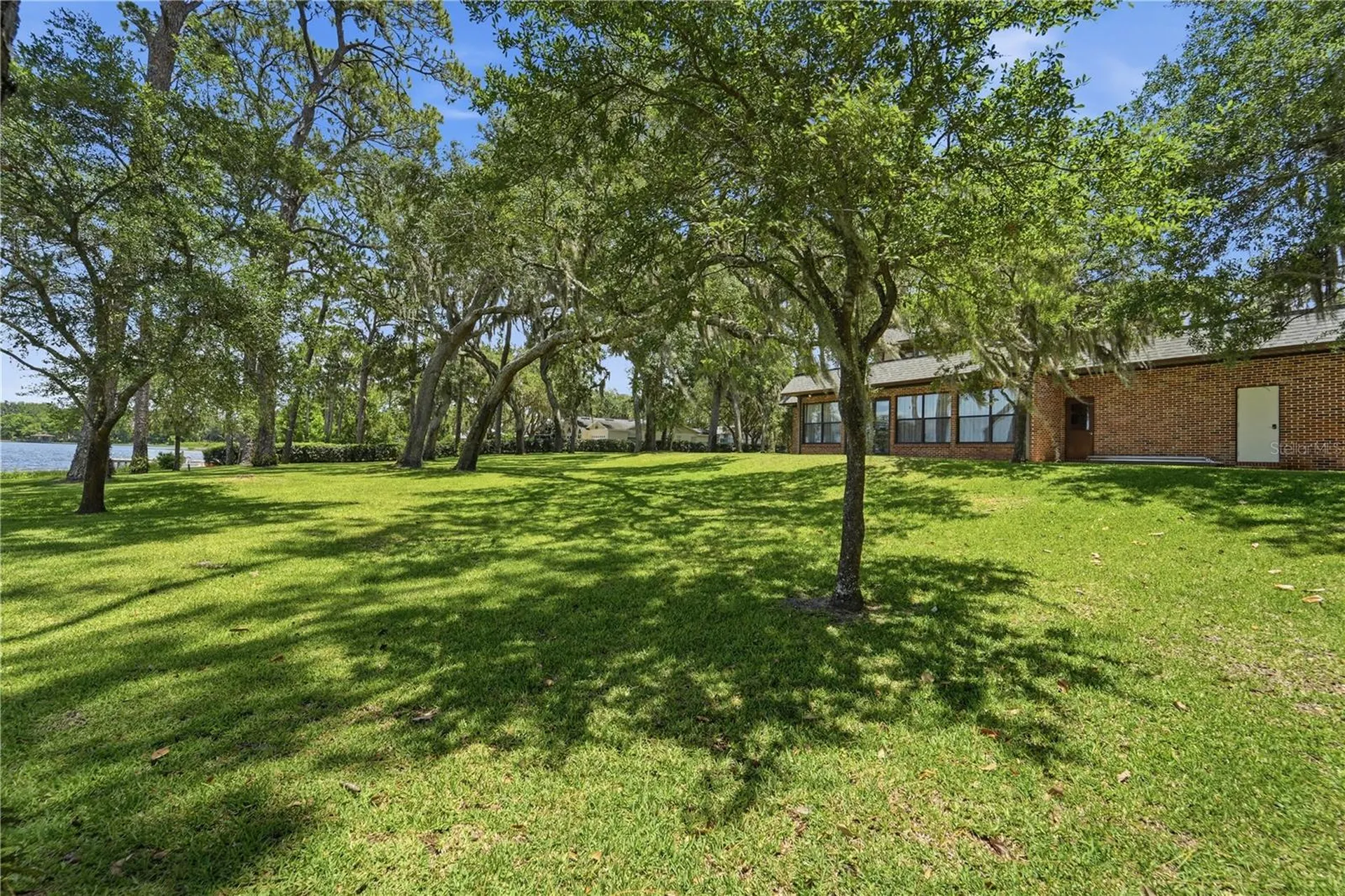 807 Bay Tree Circle Deland FL 32724