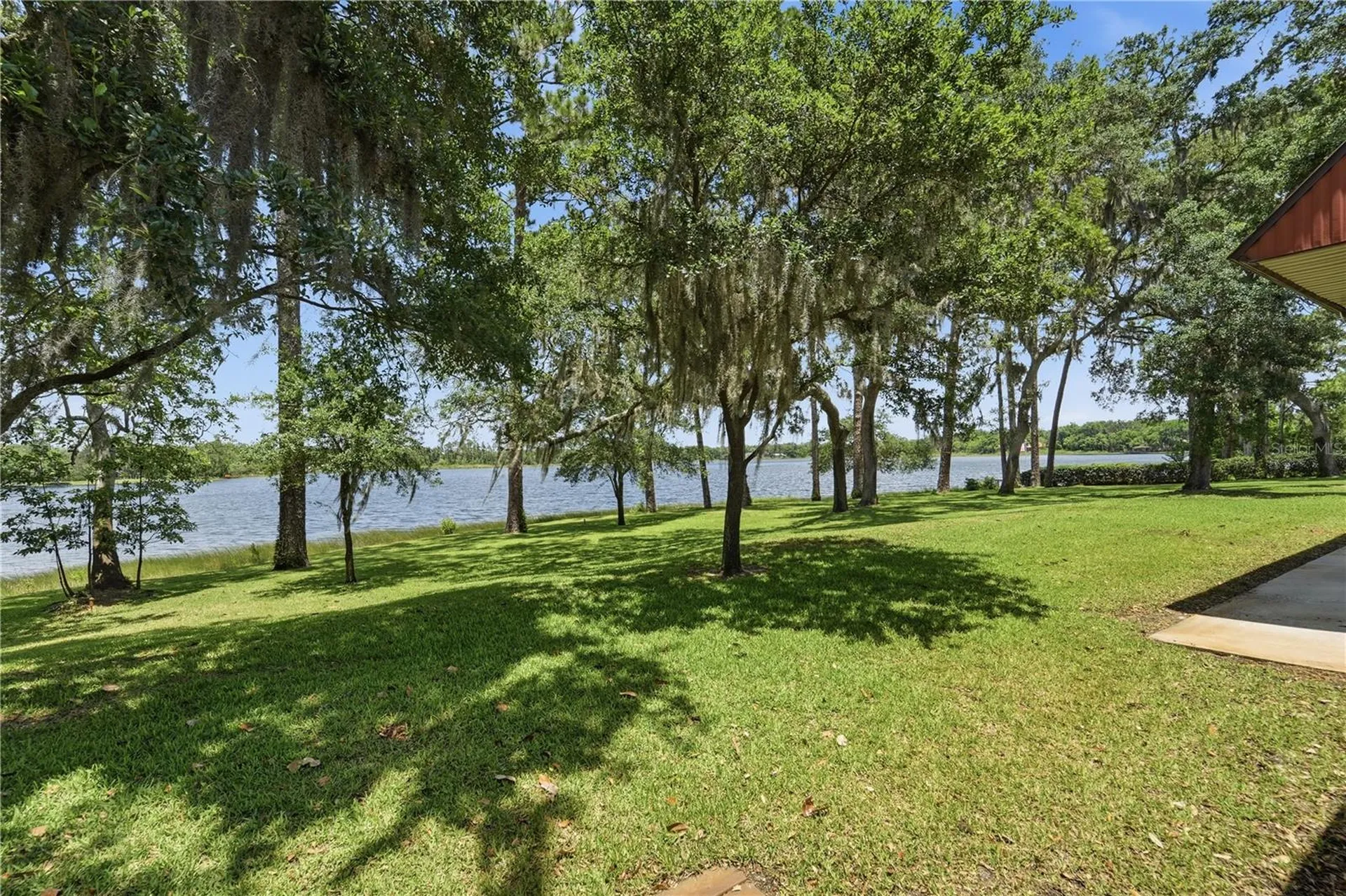 807 Bay Tree Circle Deland FL 32724